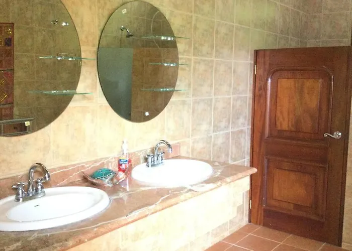 Arenal Killer View Villa *